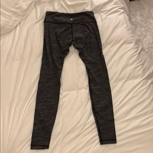 Grey patterned Lulu Lemon Leggings